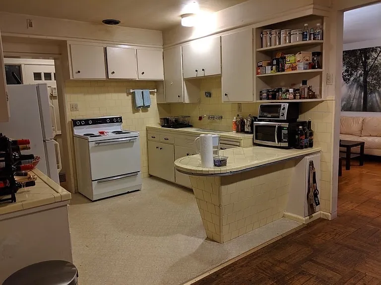 542 Addison Ave — Photo 7