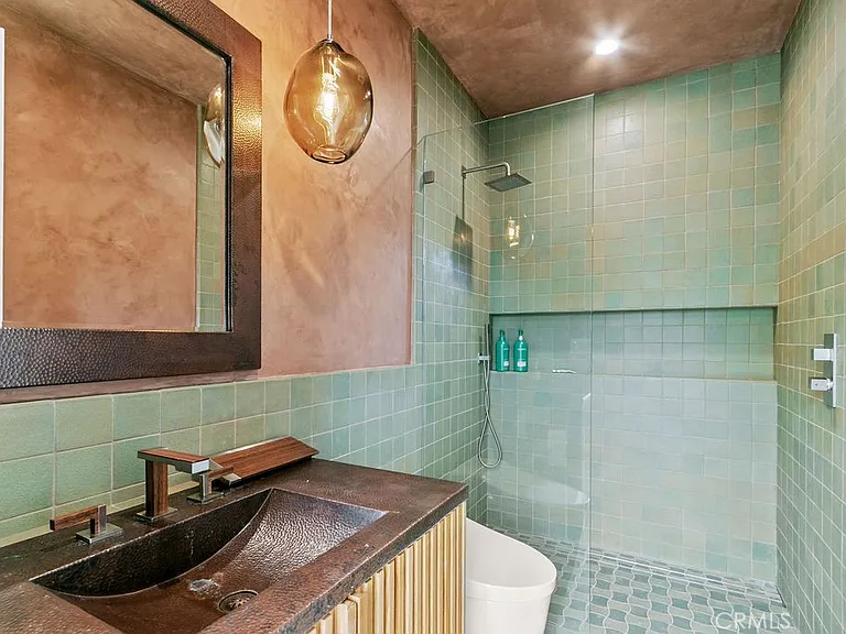 345 Emerald Bay — Photo 45