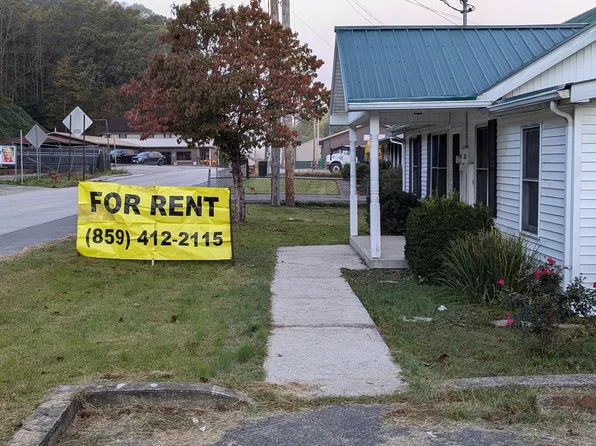 1272 Main St, Jackson, KY 41339