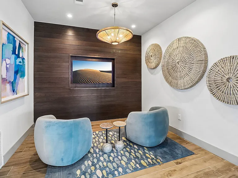 Surfside at Sapphire Bay — Photo 32