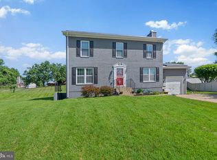 206 Royal Oak Cir, Landover, MD