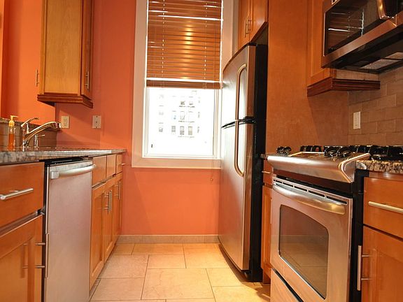 3rd image of 7620 Bay Pkwy APT 3C