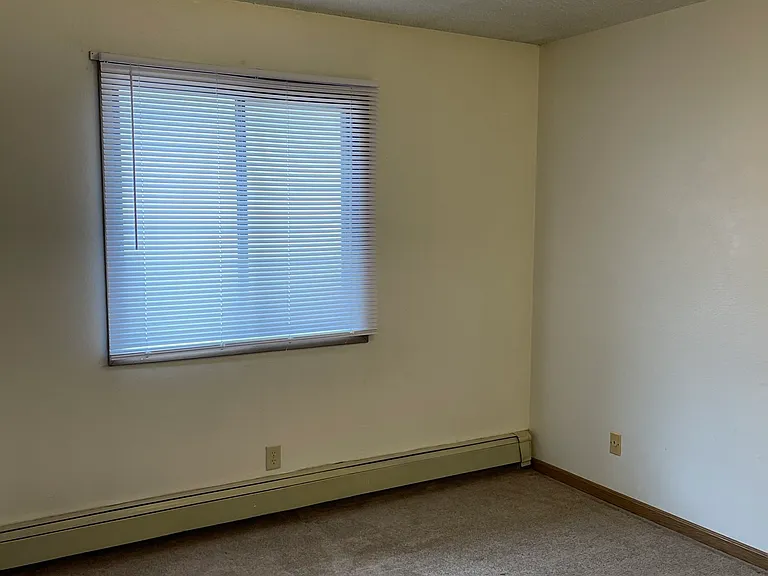 510 S Van Buren St #7 — Photo 10