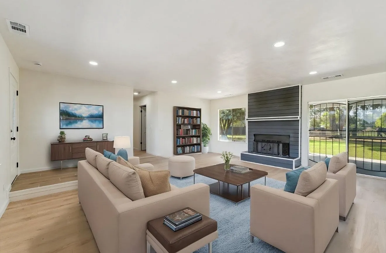 36080 Montrose Pl — Photo 4