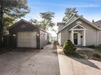 729 Fairview Ave NE, Grand Rapids, MI, 49503