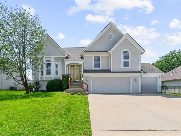 10505 NW 87th Ter, Kansas City, MO 64153