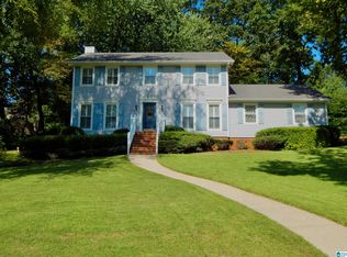 214 Odum Crest Ln, Birmingham, AL 35226