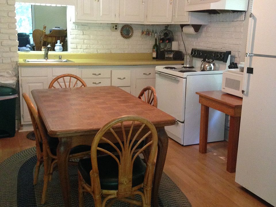 Country Kitchen