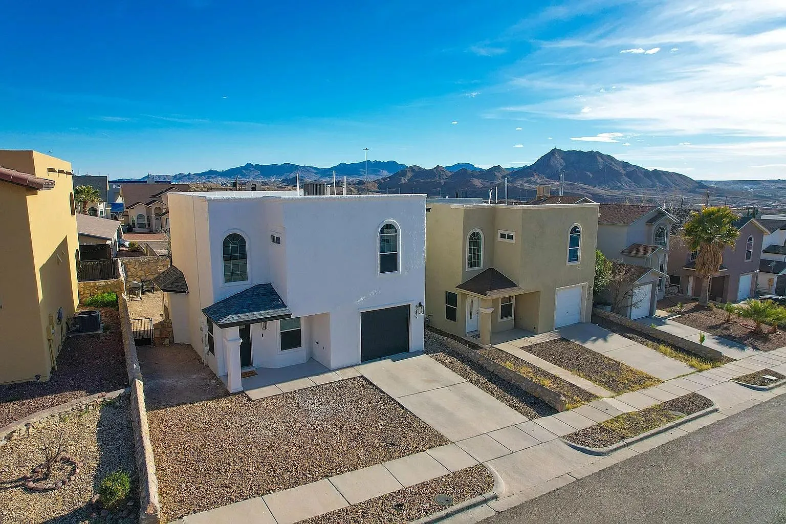 5249 Jose Cardenas Ln — Photo 3