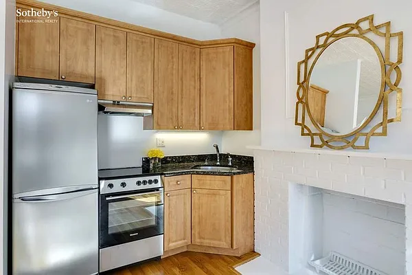 Rented by Sotheby's International Realty | media 14