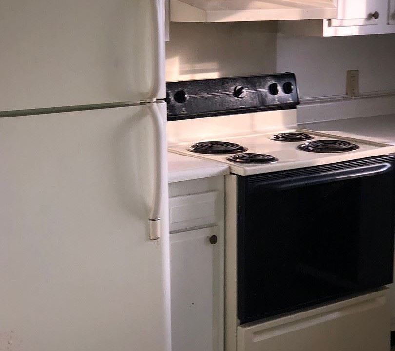 1st image of 4367 Parkway Dr APT 7