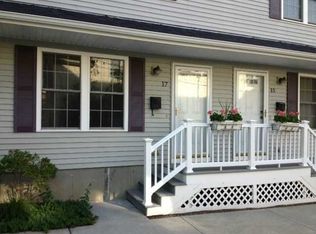 17 Green St, South Kingstown, RI 02879
