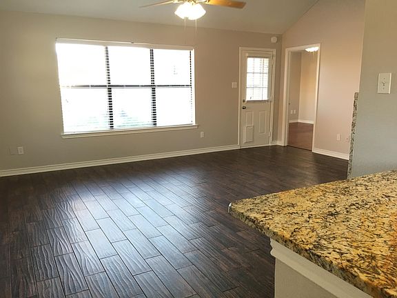 4th image of 535 Kirkland Dr