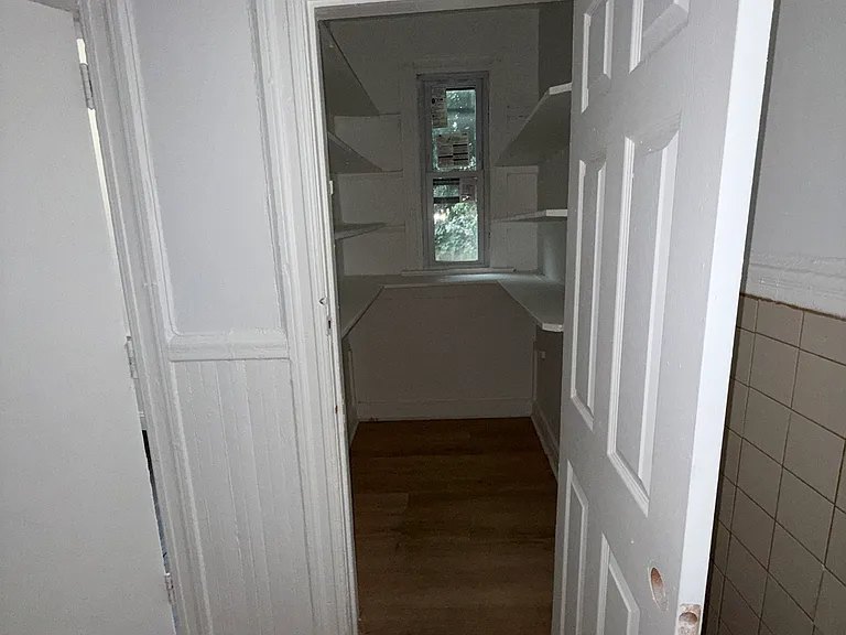 Kitchen Pantry