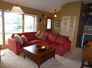 515 Hill St, Highland Park, IL 60035