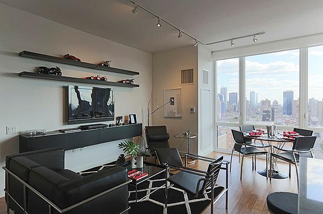 1st image of 160 W 62nd St APT 36B