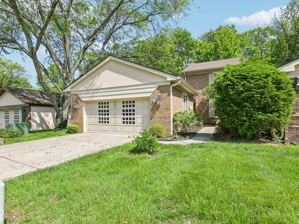 5214 Fawn Hill Ct, Indianapolis, IN 46226