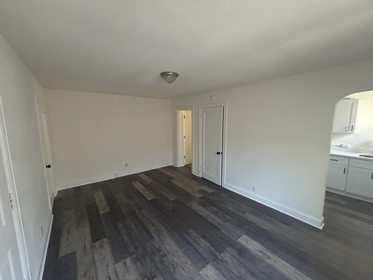 1 bed, 554 sqft, $1,500 — Photo 2