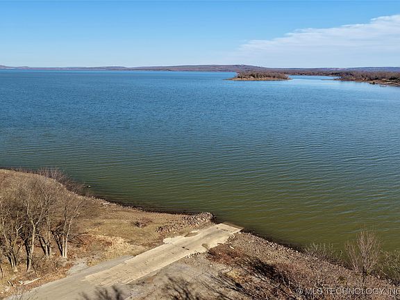 5th image of 36 W Hilltop Rd