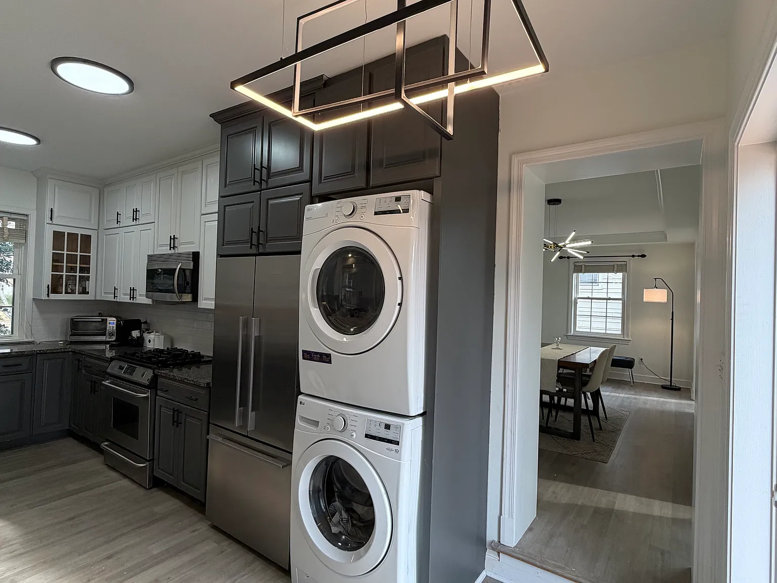 3 bed, 2300 sqft, $5,400 — Photo 4