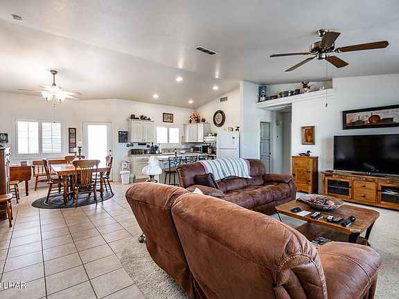 3rd image of 2506 Hillview Pl