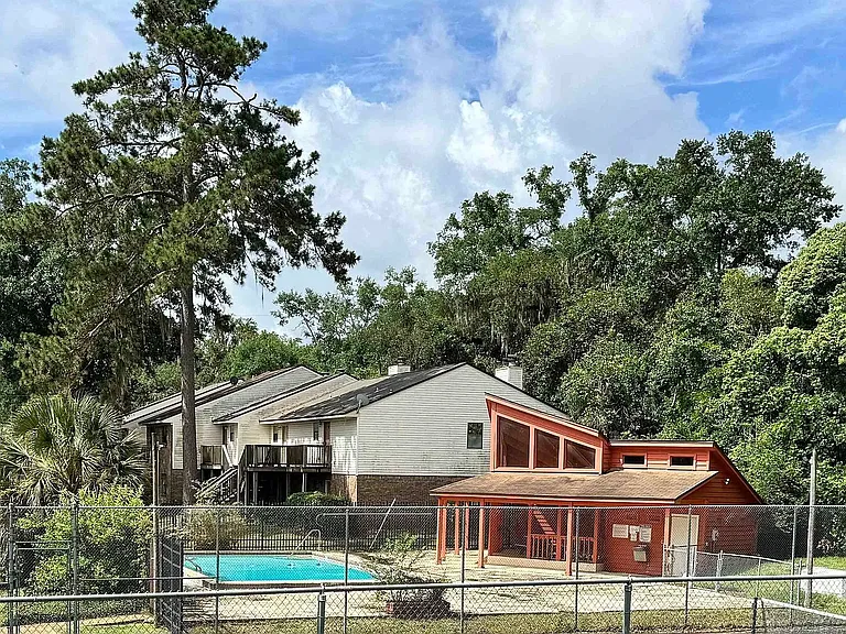 1108 Greentree Ct #I — Photo 15