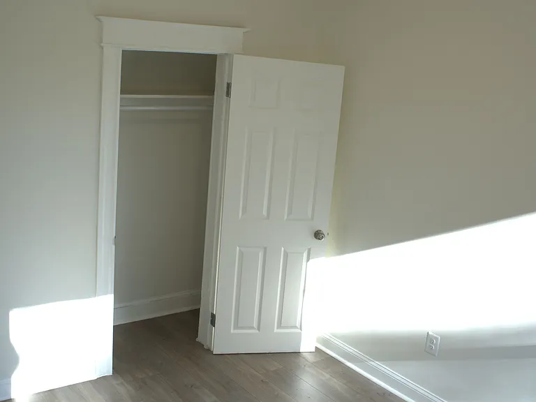 117 S Wickham Rd — Photo 65