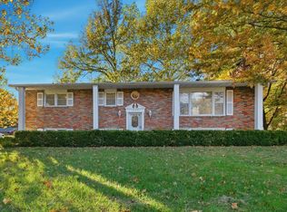 1225 S Fairview Rd, Columbia, MO 65203