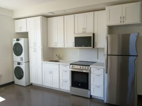 1751 Algaroba St, 1751 Algaroba St #306, Honolulu, HI 96826