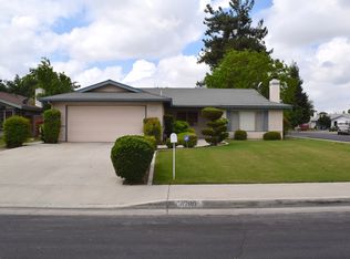 6700 Nutmeg Dr, Bakersfield, CA 93309