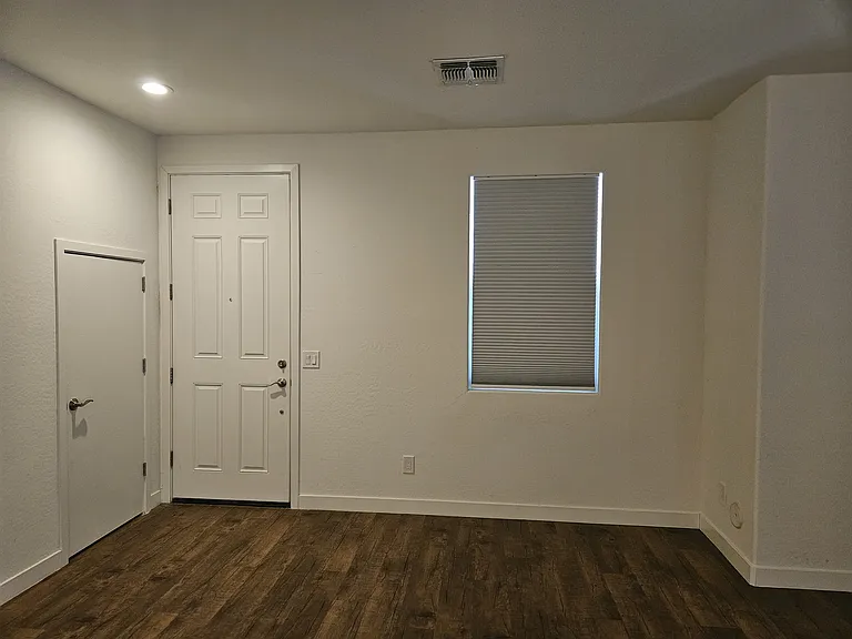 3218 W Glendale Ave #36 — Photo 7