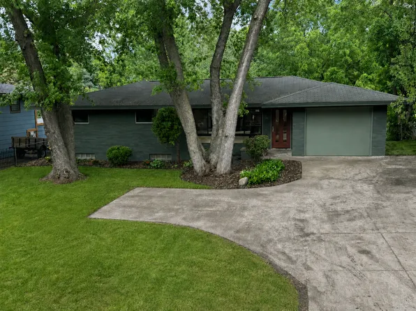 3621 Edward St NE, Saint Anthony, MN 55418