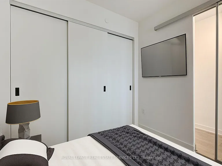 36 Zorra St #523 — Photo 12