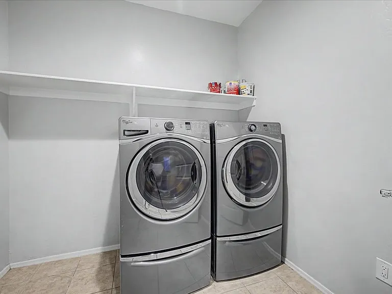7441 S Via Casa Elegante — Photo 11