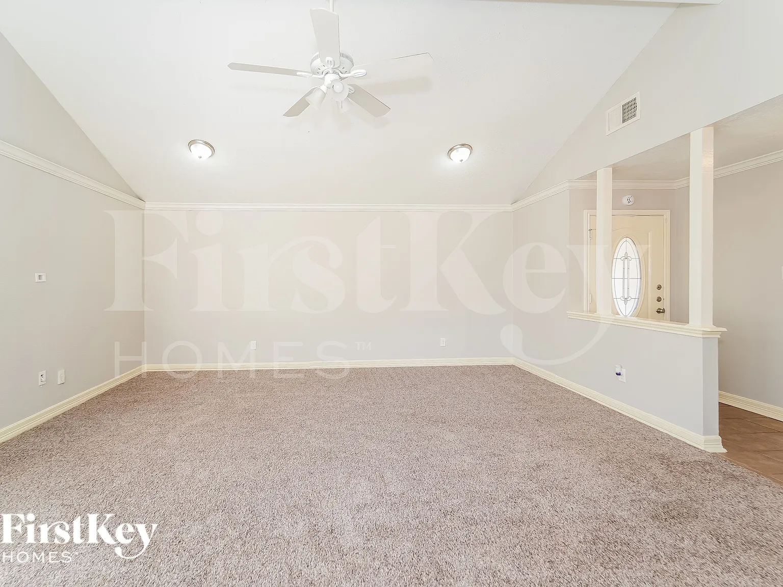 3 bed, 2.0 bath, 1734 sqft, $1,840 — Photo 2