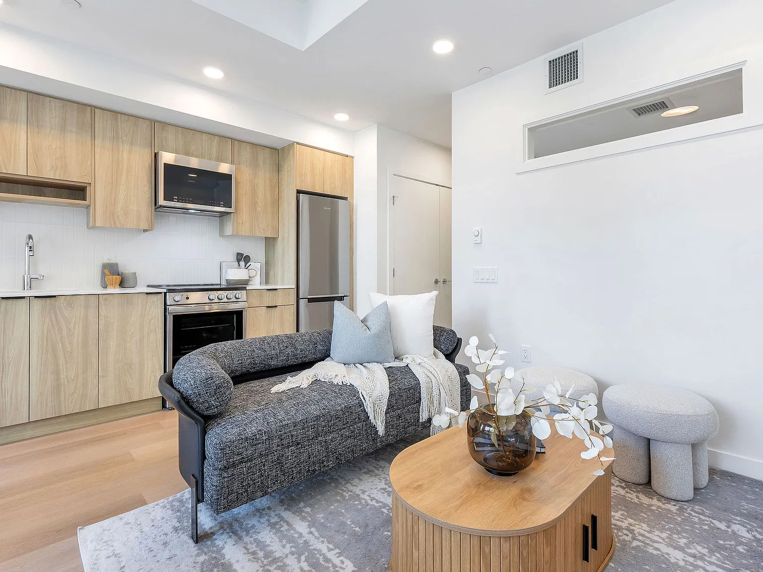 Beaumont - 1490 West 32nd Ave — Photo 4
