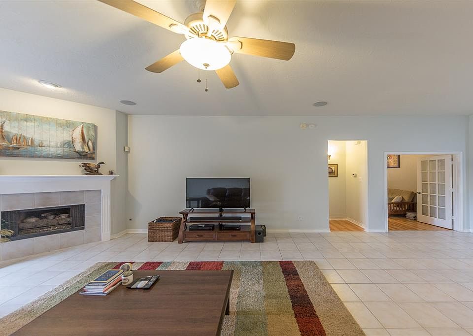 1st image of 4418 Running Pine Dr