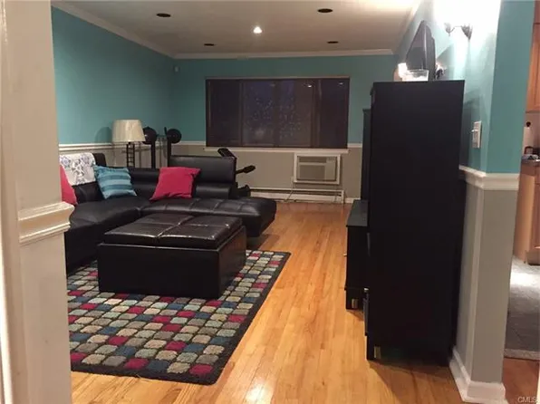 183 Kennedy Dr, Bridgeport, CT 06606