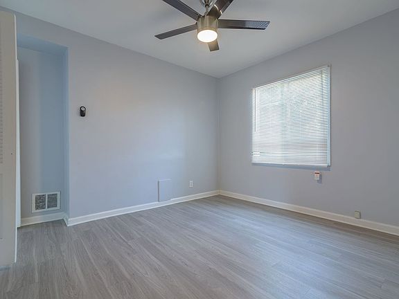 4th image of 4044 West Blvd #Aa