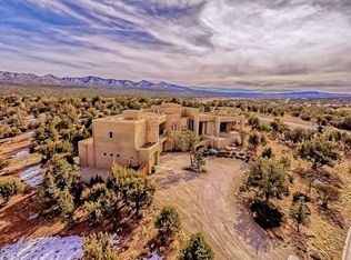 2 Blue Corn Ct, Sandia Park, NM 87047