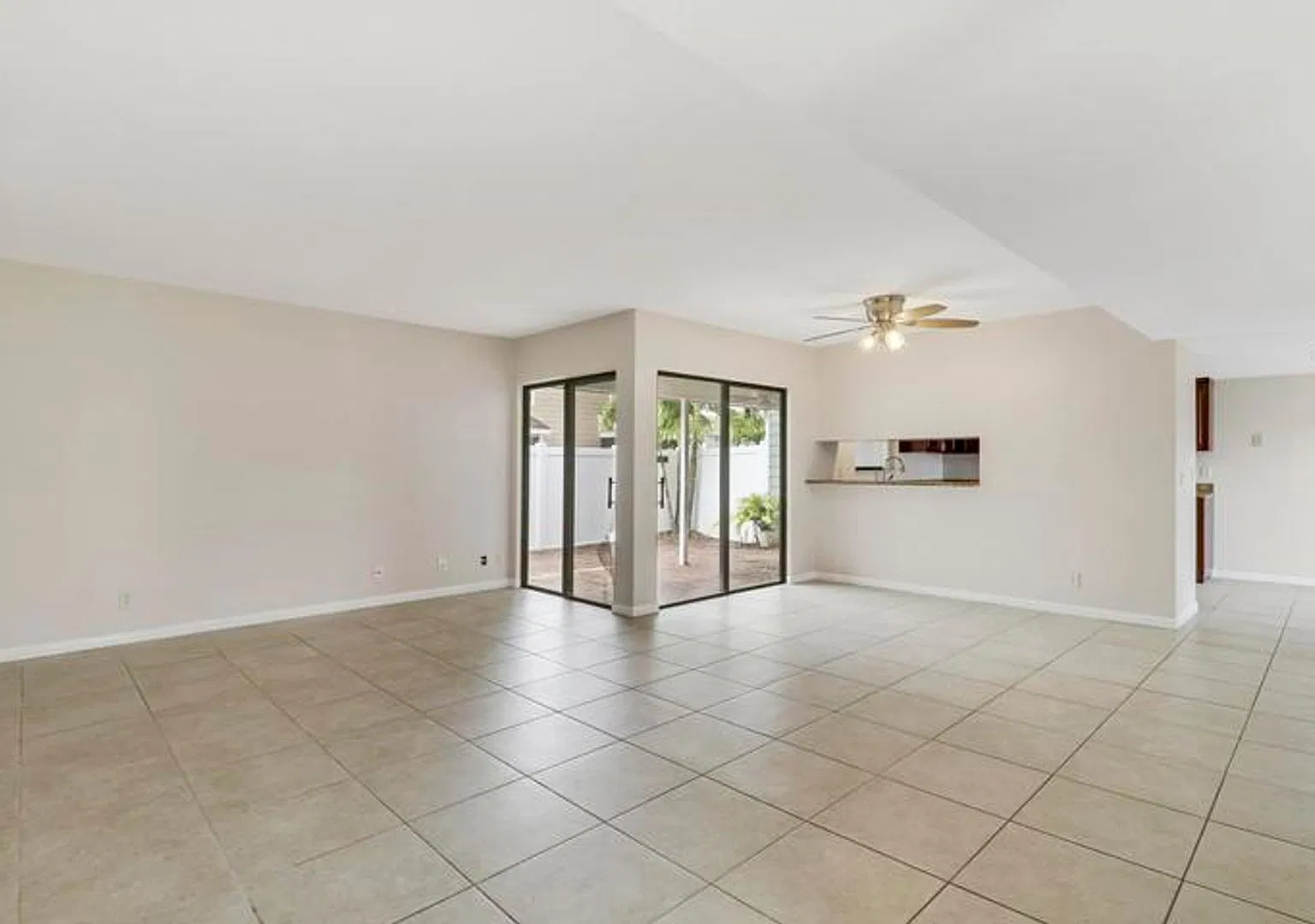 202 Lakewood Drive 11b, Jupiter, Fl 33458 - 5813 — Photo 4