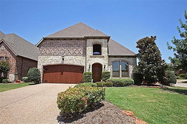 1st image of 40 Pristine Pond Dr