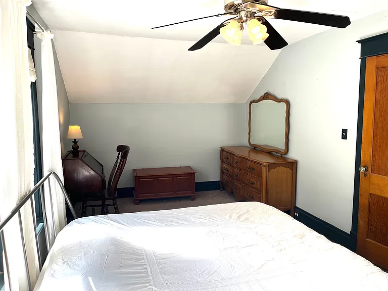 157 Los Robles St — Photo 16