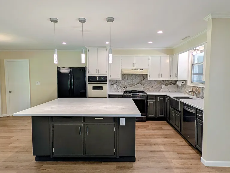 1128 Otello Ave — Photo 5