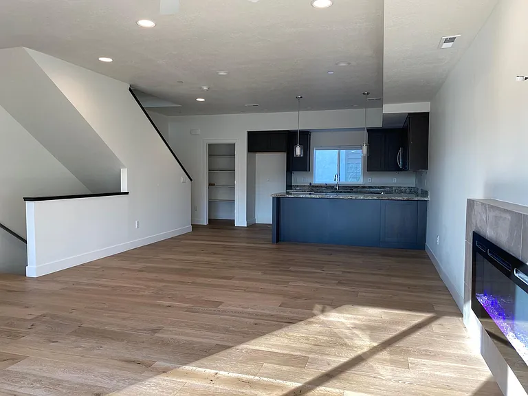 6996 S Brookhill Dr — Photo 13