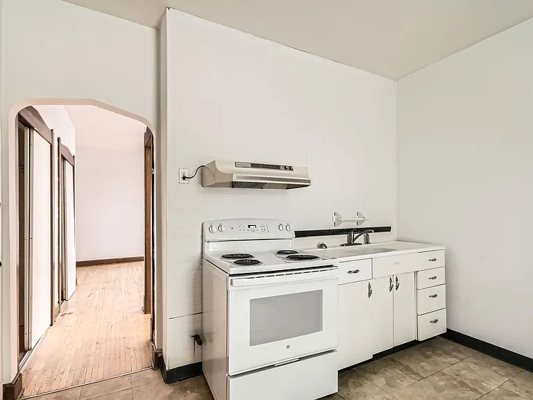 707 Grand Ave — Photo 11