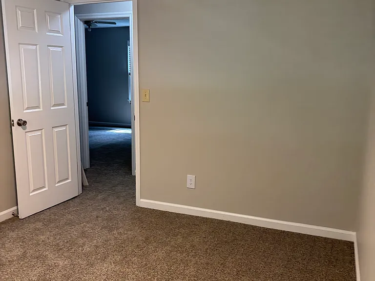 1460 Marthas Ct — Photo 7