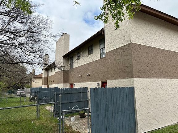 4th image of 4918 Ty Terrace St #3