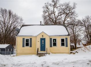 808 Philip St, Des Moines, IA 50315