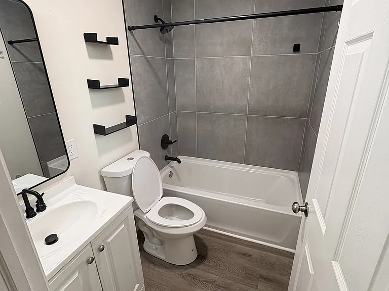1694 Newbrook Dr — Photo 9